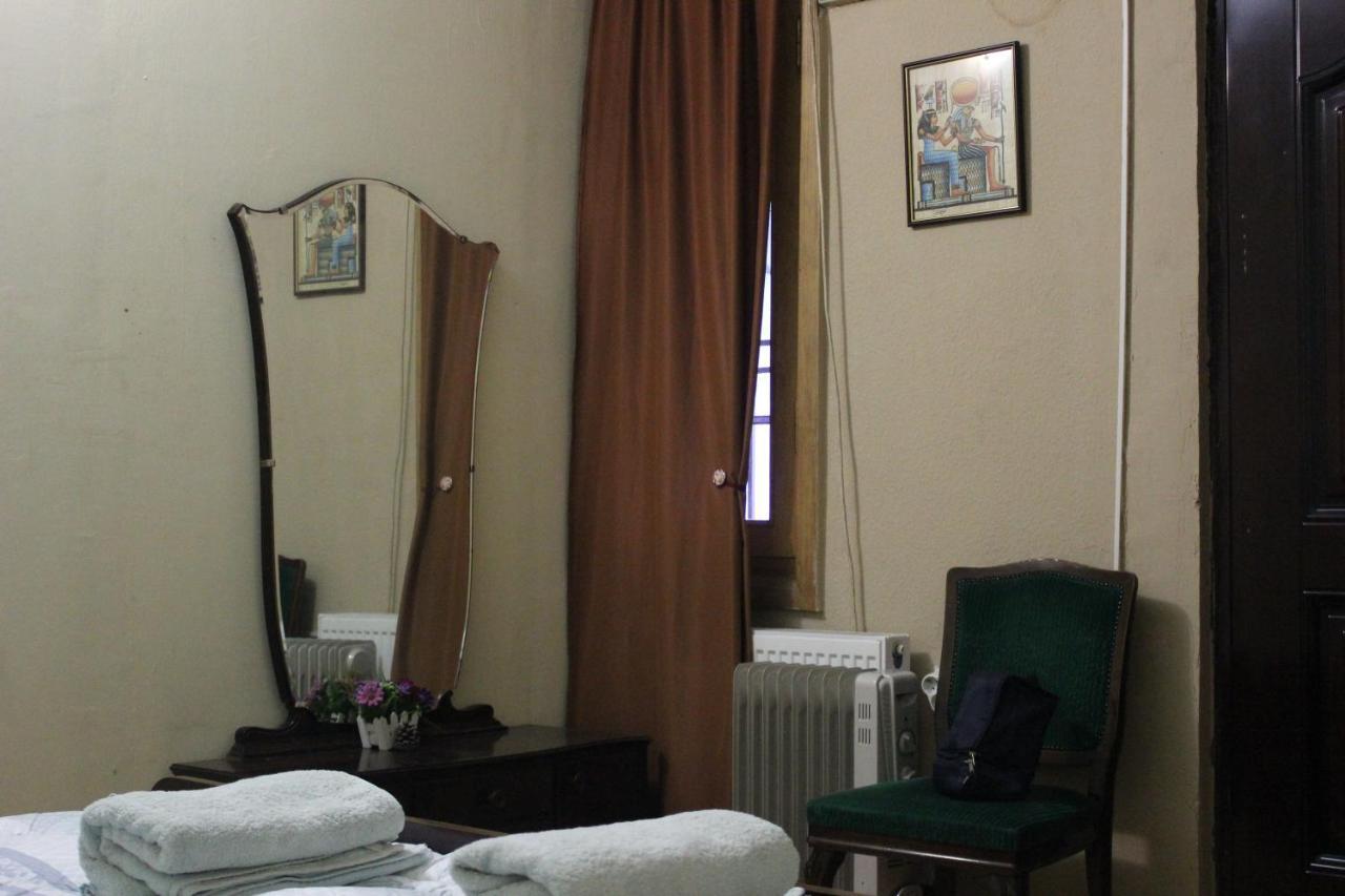 Old District Guest House Tbilisi Bagian luar foto