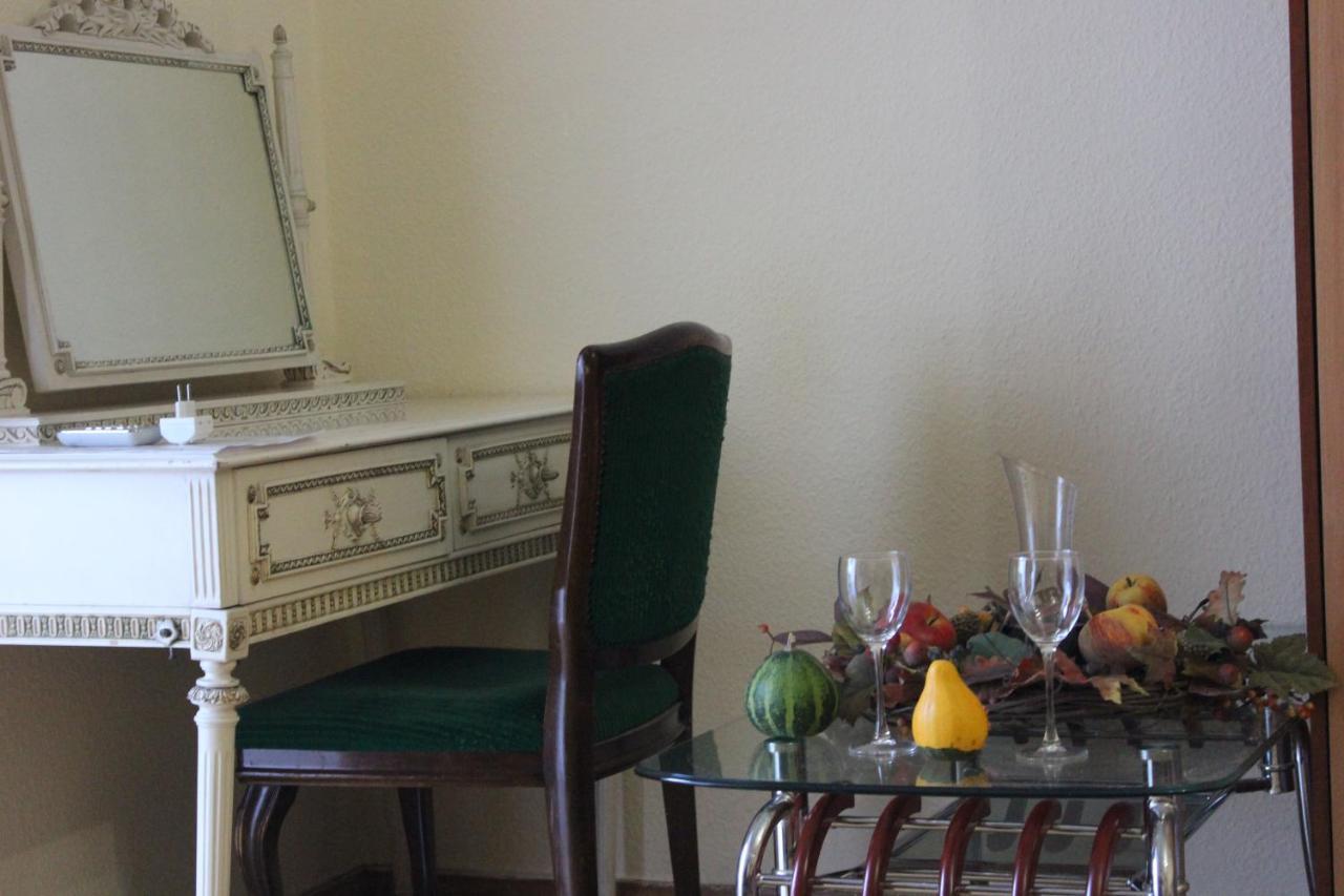Old District Guest House Tbilisi Ruang foto